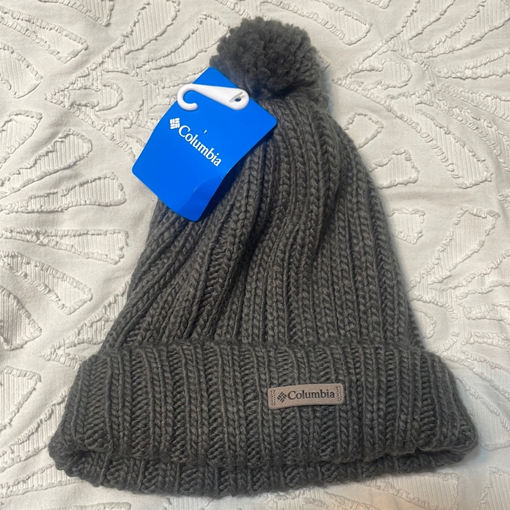 Green beanie!